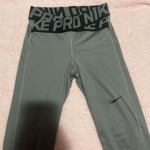 Nike leggings